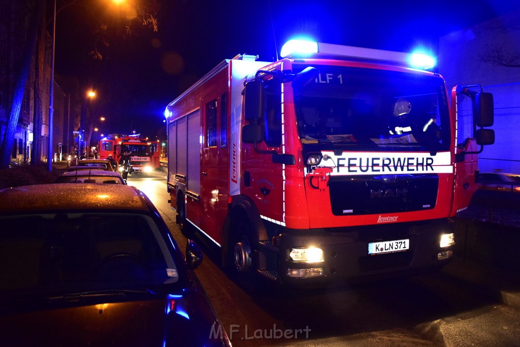 Feuer 2 Y Koeln Ehrenfeld Everhardtstr P059.JPG - Miklos Laubert